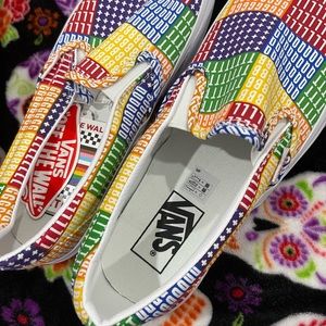 Vans Classic Slip On Pride Edition